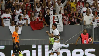 James sela as pazes com gol e assist&ecirc;ncia e mostra em retorno que pode ser o que tanto se espera&nbsp;no&nbsp;S&atilde;o&nbsp;Paulo