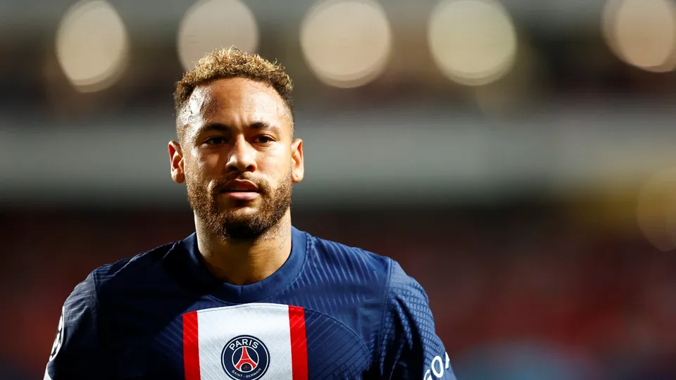 Neymar deixa PSG apresentando menos do que o esperado quando contratado (Foto: Icon Sport)