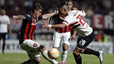Com jogo na m&atilde;o, S&atilde;o Paulo procurou algu&eacute;m para decidir, mas n&atilde;o achou