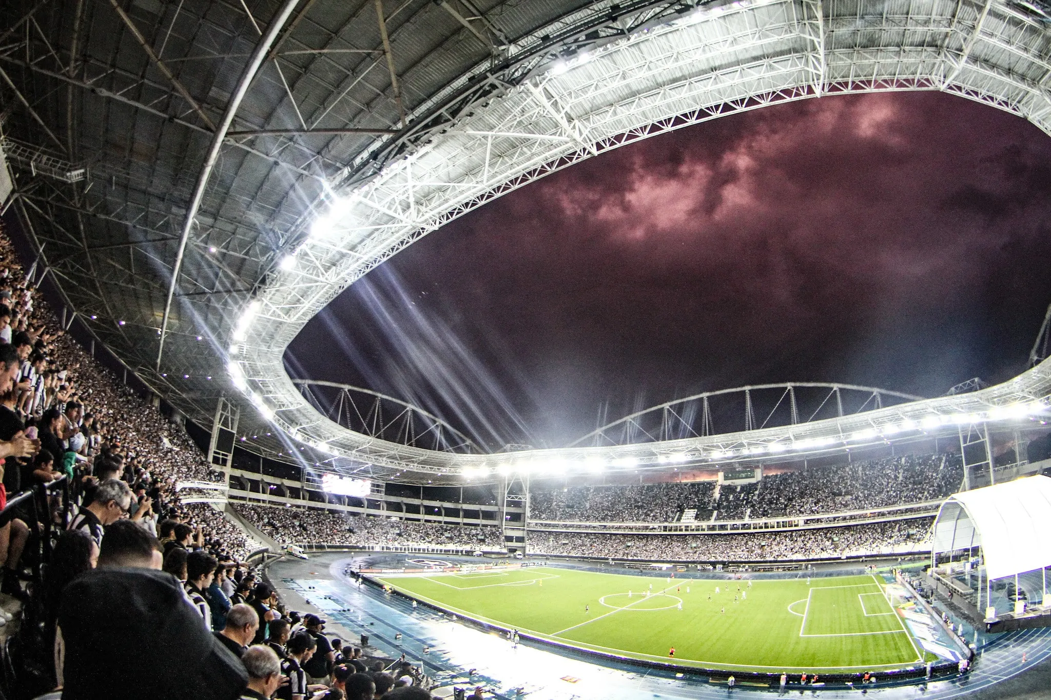 Como o Botafogo se prepara para s&eacute;rie de shows no Nilton Santos e jogos decisivos no Brasileiro