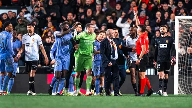 Erro incr&iacute;vel em Valencia 2 x 2 Real Madrid mostra arbitragem desconectada do jogo