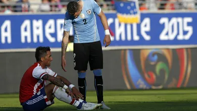 Jogo fraco apenas refor&ccedil;a que Paraguai e Uruguai precisam melhorar para irem longe