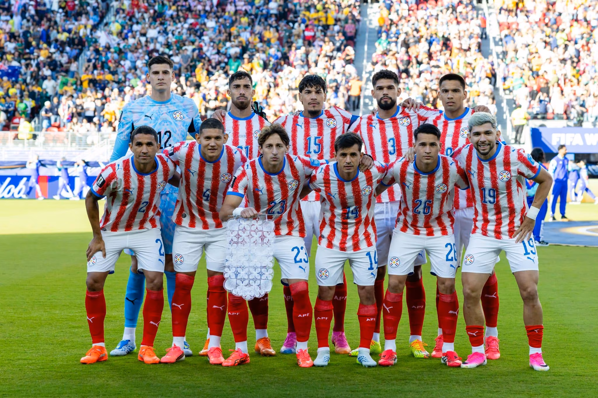 Sele&ccedil;&atilde;o paraguaia perfilada