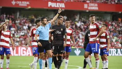 &Aacute;rbitro do desastroso Real Madrid x Almer&iacute;a n&atilde;o ficou dez dias na geladeira