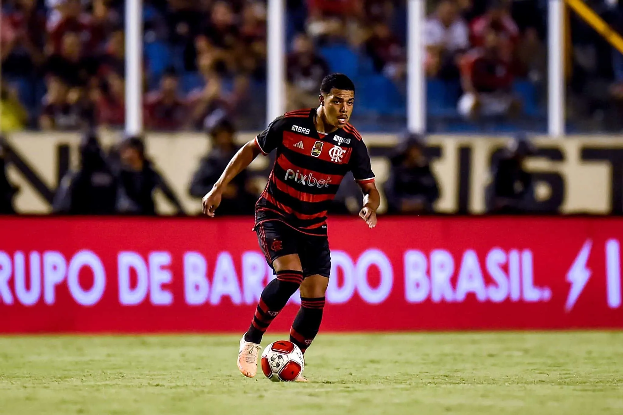 Igor Jesus mostra servi&ccedil;o contra o Bangu e pode ser op&ccedil;&atilde;o que Tite pede ao Flamengo