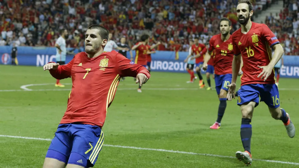 Morata: &ldquo;Eu costumava ver a Espanha pela televis&atilde;o, agora estou jogando com eles&rdquo;