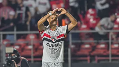 S&atilde;o Paulo vira sobre Fluminense e mostra mais uma vez que &eacute; um novo time com Zubeld&iacute;a