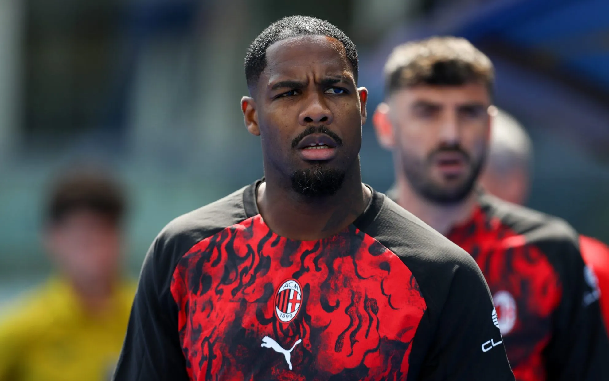 Milan vive dilema com Maignan: O que est&aacute; por tr&aacute;s das d&uacute;vidas sobre o futuro do capit&atilde;o?