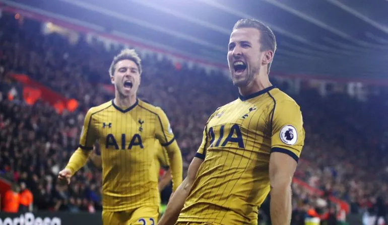 Tottenham volta a vencer fora de casa com uma goleada que o Southampton n&atilde;o sofria desde 1998