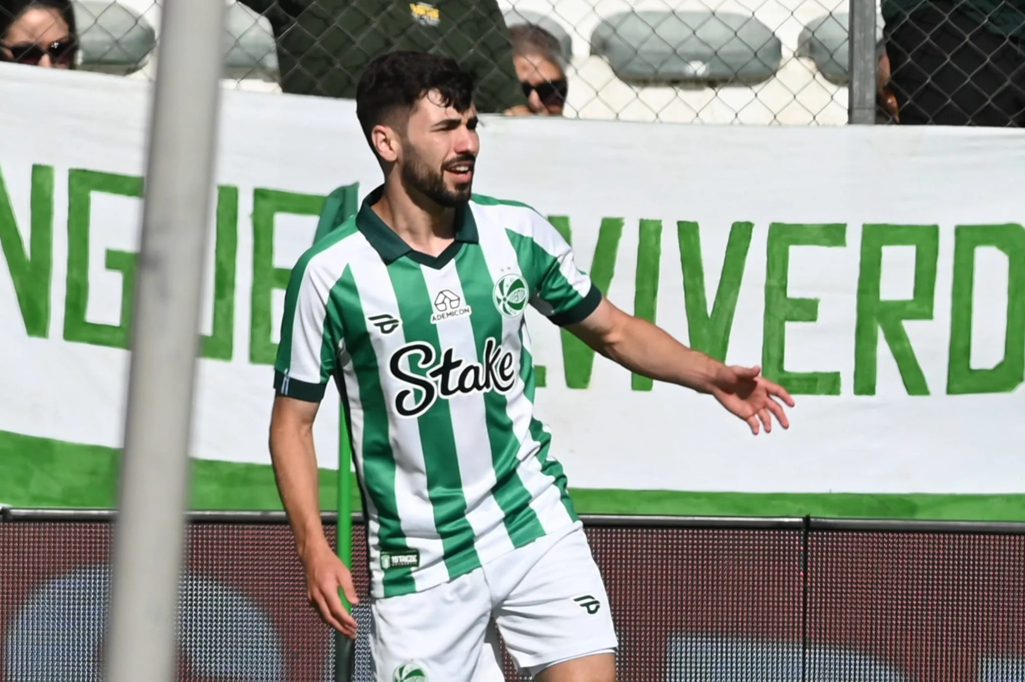 Gabriel Taliari em a&ccedil;&atilde;o pelo Juventude