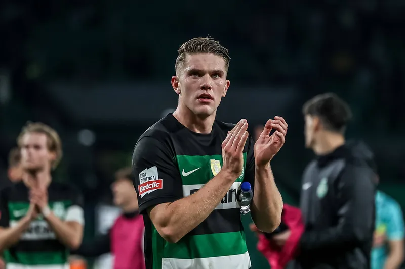 Gyokeres agradece apoio de torcedores ap&oacute;s jogo do Sporting