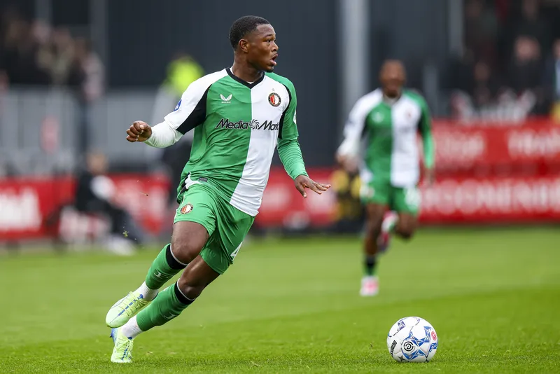 Zepiqueno, em Almere x Feyenoord, pela 12&ordf; rodada do Campeonato Holand&ecirc;s 2023/24. Foto: Icon Sport