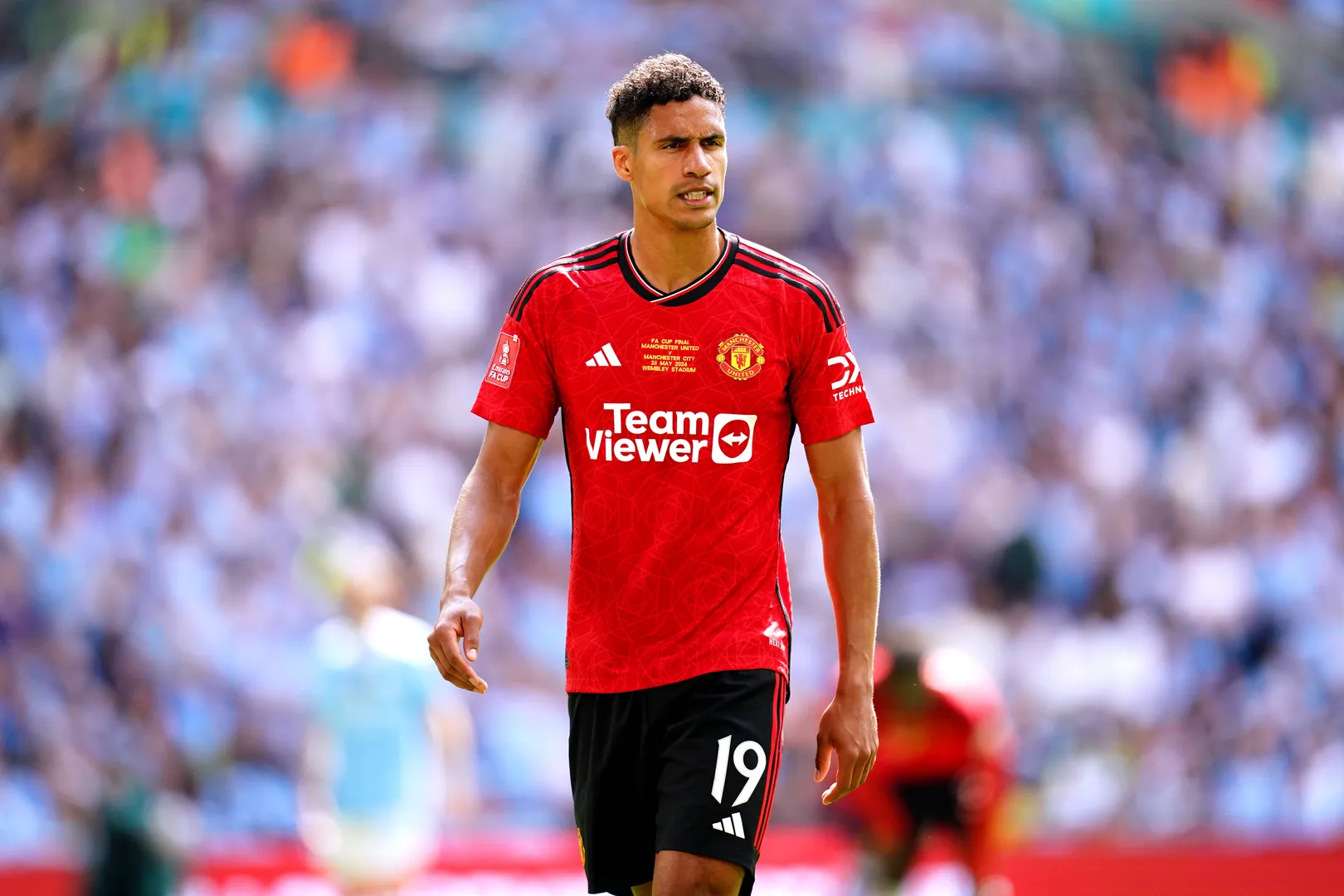 Varane em a&ccedil;&atilde;o pelo Manchester United 