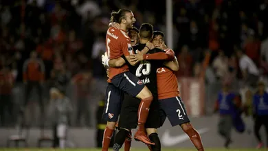 O retorno do Rey de Copas: Ap&oacute;s sete anos, o Independiente ressurge em uma final continental
