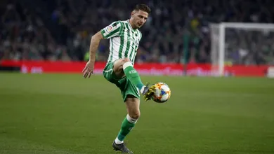 A torcida do Betis quebrou at&eacute; seu recorde de p&uacute;blico, mas o Valencia estragou a festa na Copa do Rei