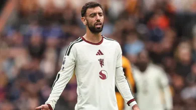 Manchester United cede a armadilhas do Hull City e mostra d&uacute;vidas para a temporada