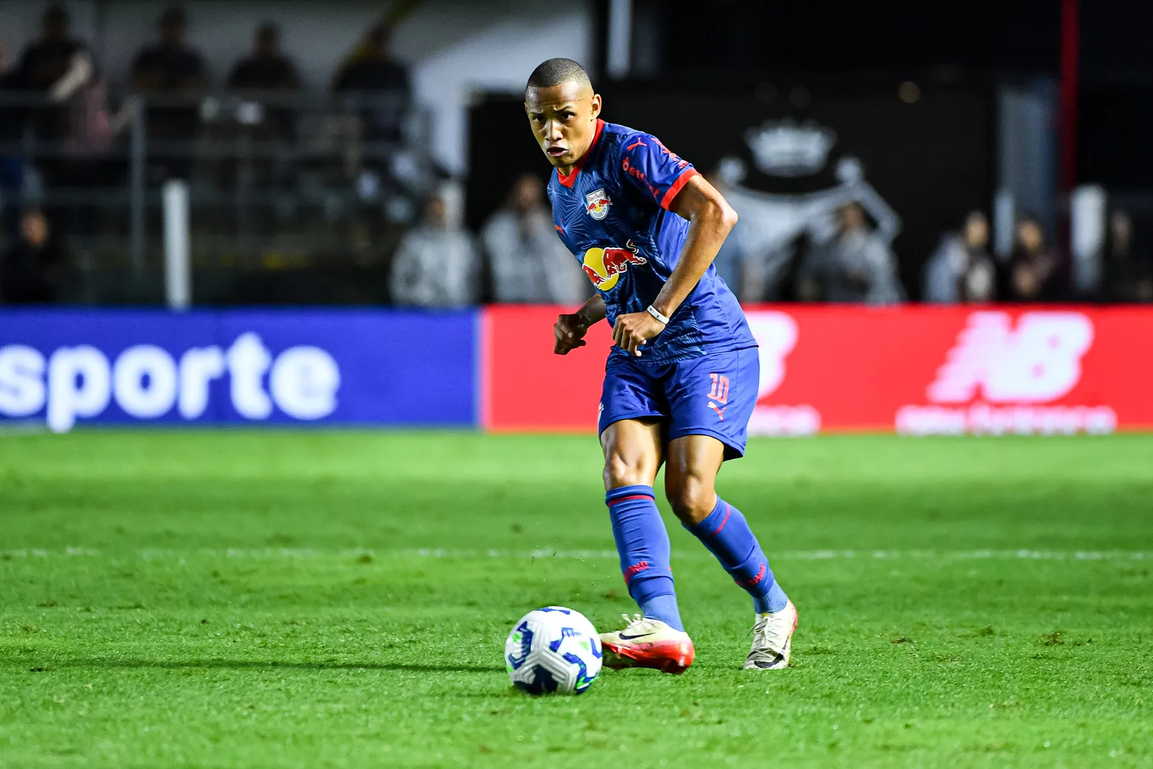 Bragantino projeta recorde em venda de Jhon Jhon