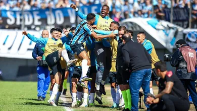 Gr&ecirc;mio se despede de Caxias um m&ecirc;s depois de &lsquo;virar a chavinha&rsquo; no Brasileir&atilde;o