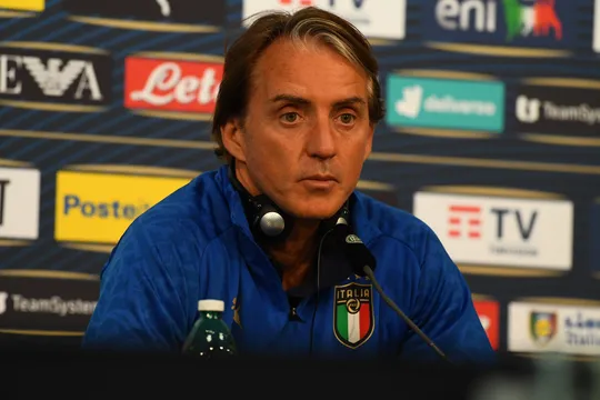 &lsquo;Cometi um erro&rsquo;: Mancini se arrepende de sa&iacute;da e inicia nova era na sele&ccedil;&atilde;o da It&aacute;lia