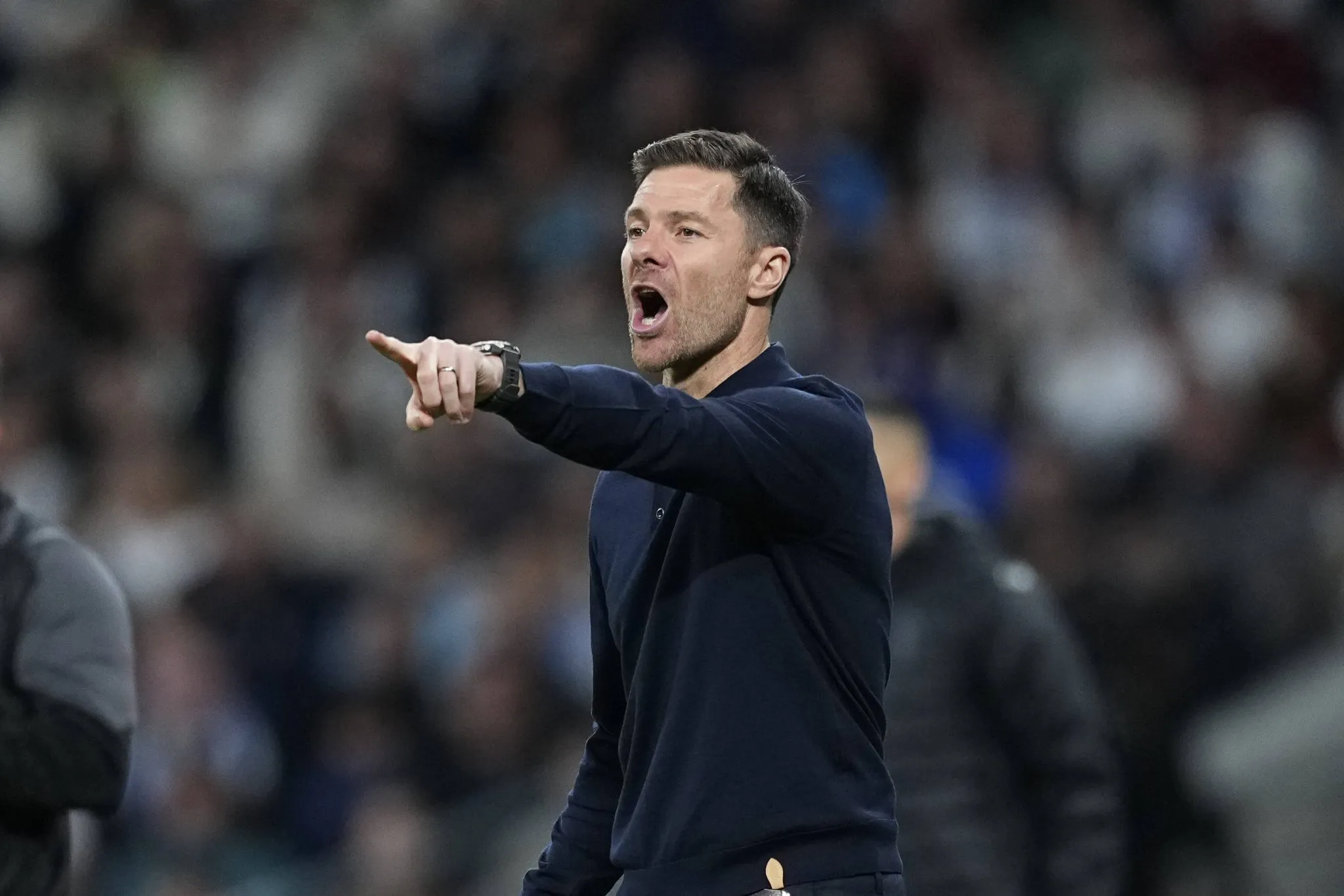 &lsquo;N&atilde;o sabia que ia treinar num jardim de inf&acirc;ncia&rsquo;: O desabafo que exp&ocirc;s Xabi Alonso no Real Madrid