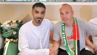 Iniesta prefere seguir em campo mesmo aos 39 anos e a honra de t&ecirc;-lo ser&aacute; do Emirates