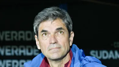 T&eacute;cnico do Lan&uacute;s define plano para enfrentar Fluminense no RJ: &lsquo;Isso nos manter&aacute; na disputa&rsquo;