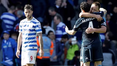 O Chelsea conquistou uma vit&oacute;ria com assinatura de campe&atilde;o em Loftus Road