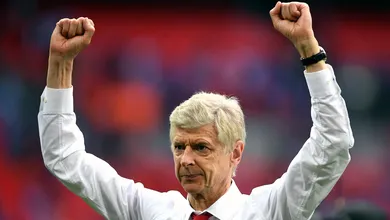 Com contrato renovado, Wenger ter&aacute; enorme desafio para provar que Arsenal acertou