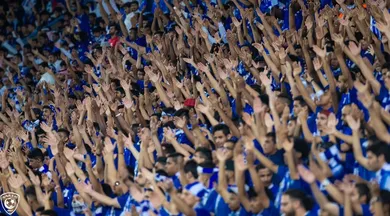 Um maremoto azul coloriu as arquibancadas e o Al-Hilal saiu em vantagem na decis&atilde;o da Champions Asi&aacute;tica