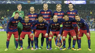 Campe&atilde;o da Champions com o Barcelona trabalha como atendente de loja de artigos esportivos