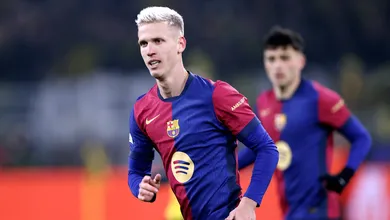 As tr&ecirc;s sa&iacute;das pensadas pelo Barcelona para n&atilde;o perder Dani Olmo em LaLiga