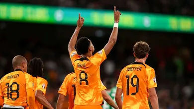 A Irlanda foi valente em Dublin, mas a Holanda buscou a virada numa bela partida