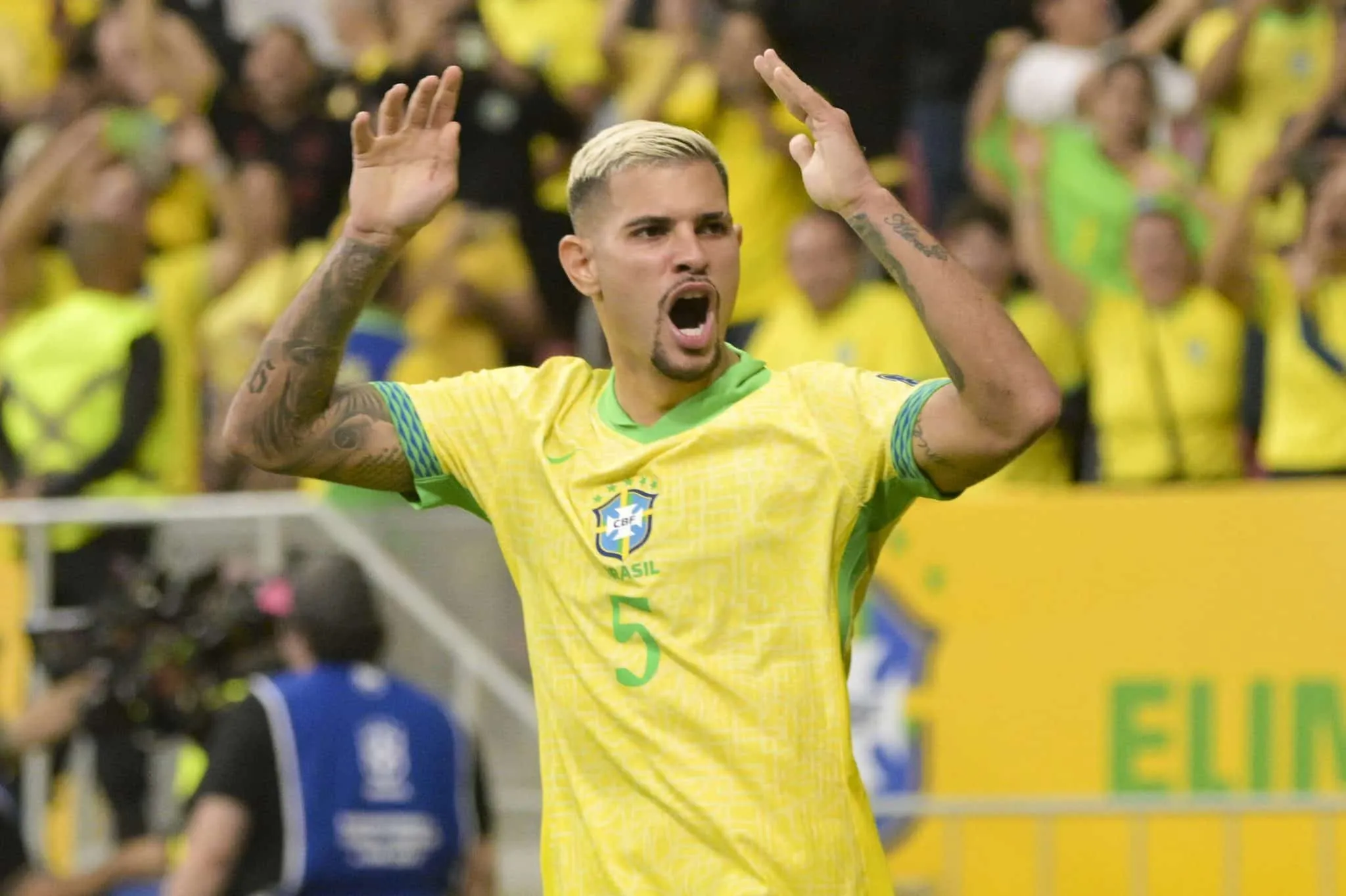 &lsquo;Tem mais com que se preocupar&rsquo;: Bruno Guimar&atilde;es rebate frase racista de presidente da Conmebol