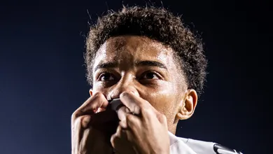 Os cuidados e a expectativa interna do Santos com o desenvolvimento de Robinho Jr.