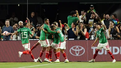 M&eacute;xico nocauteia a Jamaica e pega o ascendente Panam&aacute; na final da Copa Ouro