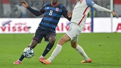 Quem n&atilde;o faz, leva: Eslov&aacute;quia castiga Luxemburgo e fica bem perto da Eurocopa