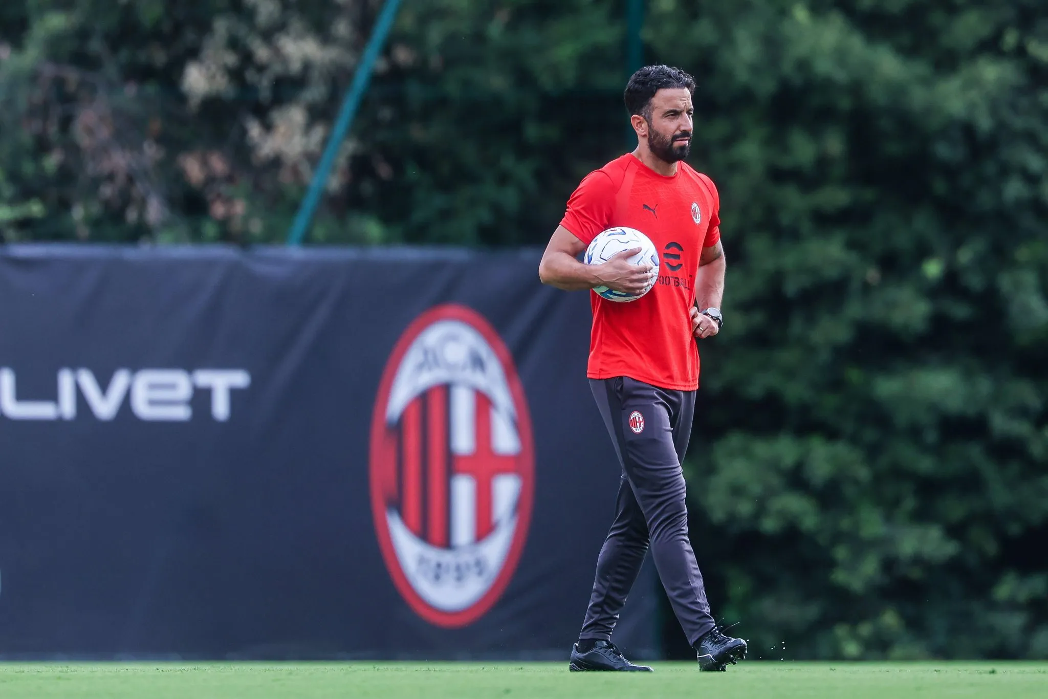 Ruben Amorim durante treino do Milan (Foto: IMAGO / sportphoto24)
