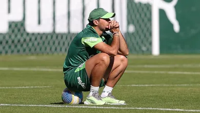 &lsquo;Joker&rsquo;: Por que Abel est&aacute; t&atilde;o preocupado por perder L&aacute;zaro por um m&ecirc;s no Palmeiras?