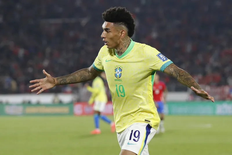 Igor Jesus salva Dorival com gol de empate no Chile