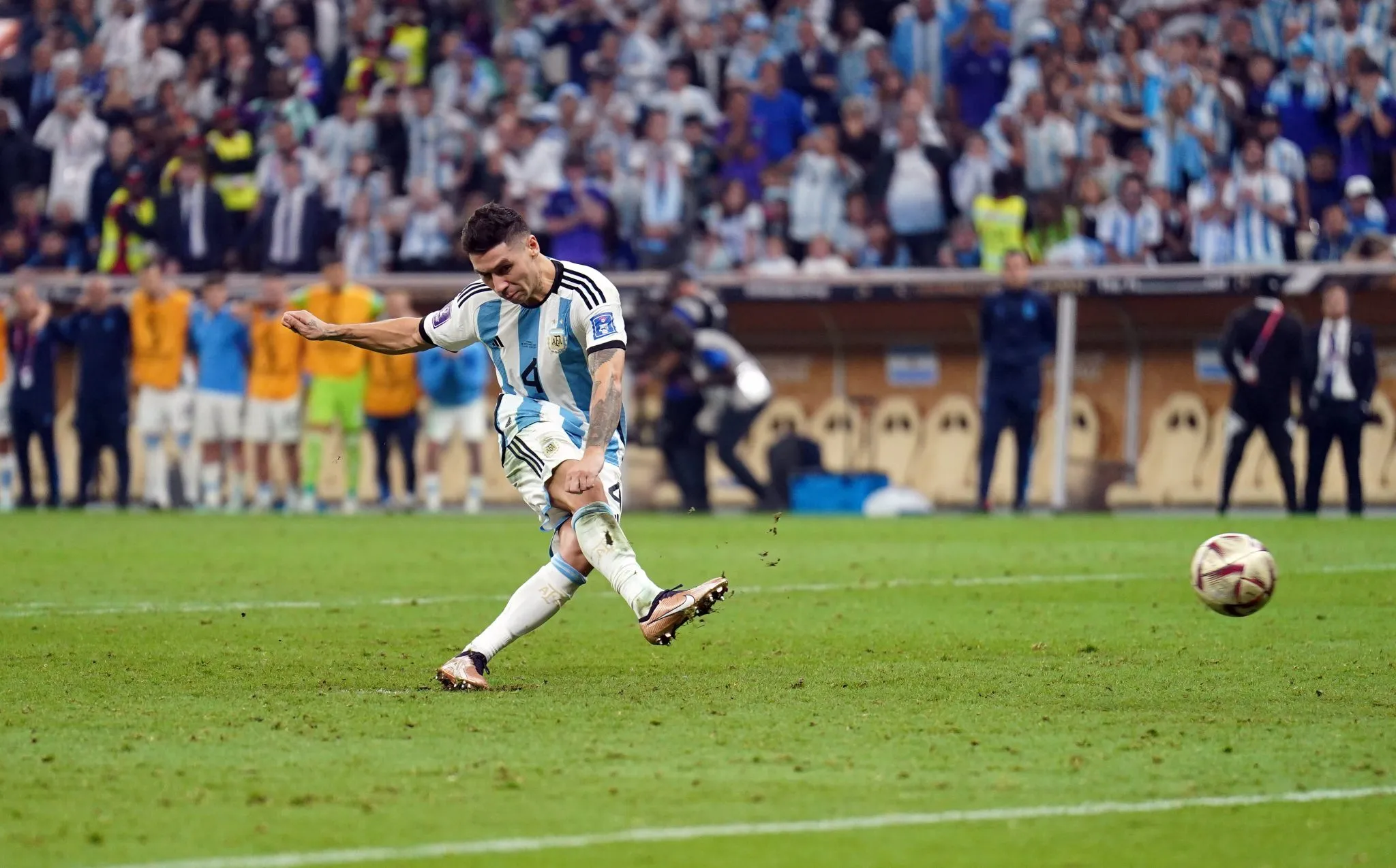 Autor do gol do t&iacute;tulo da Argentina, Montiel retornou ao River Plate