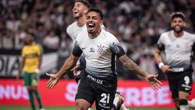 Substitui&ccedil;&atilde;o improv&aacute;vel salva Corinthians de derrota, mas mant&eacute;m Ant&oacute;nio Oliveira pressionado