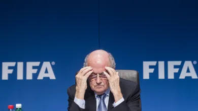 Nem de gra&ccedil;a a Fifa quis oferecer bons gramados para as mulheres na Copa do Mundo feminina