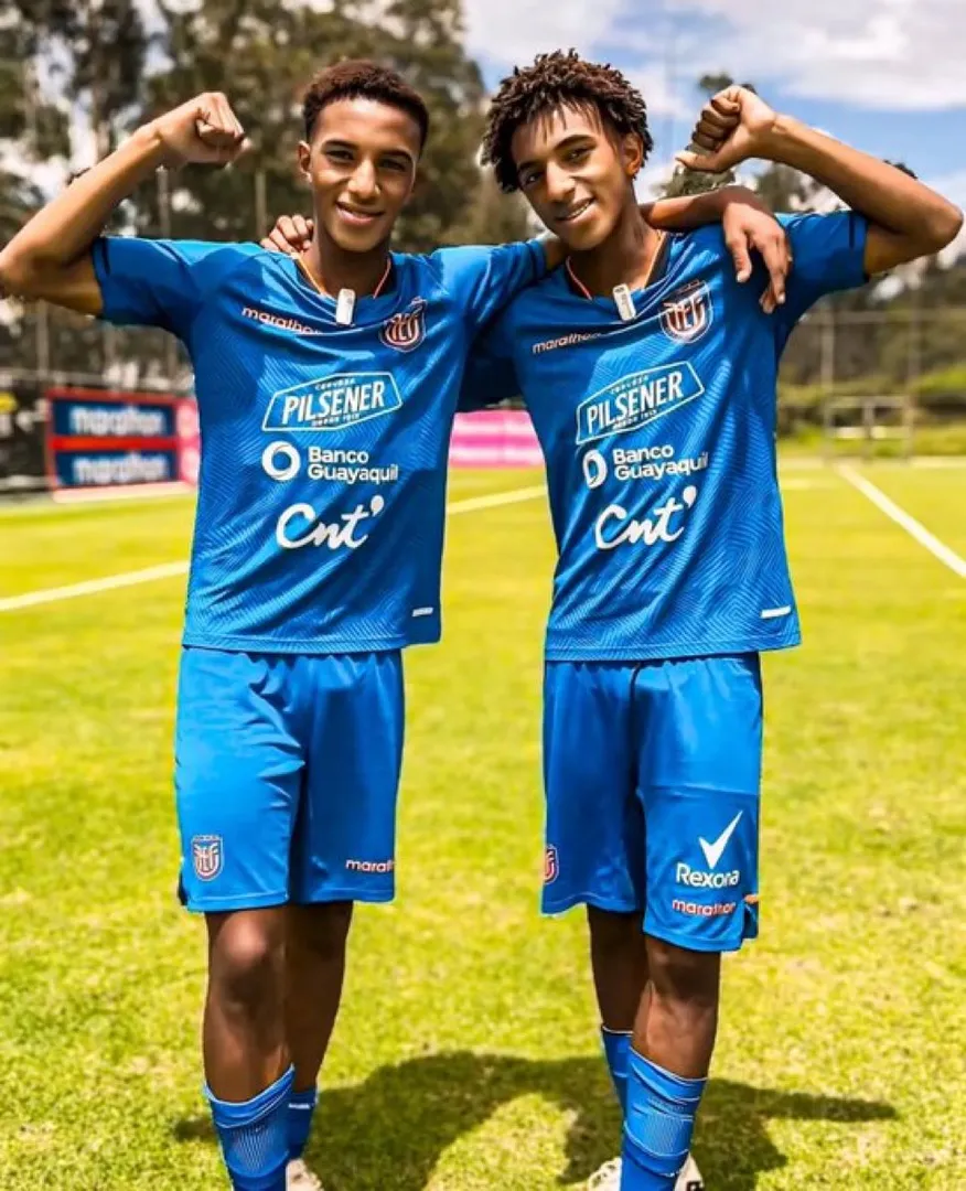 Irm&atilde;os quintero Arsenal