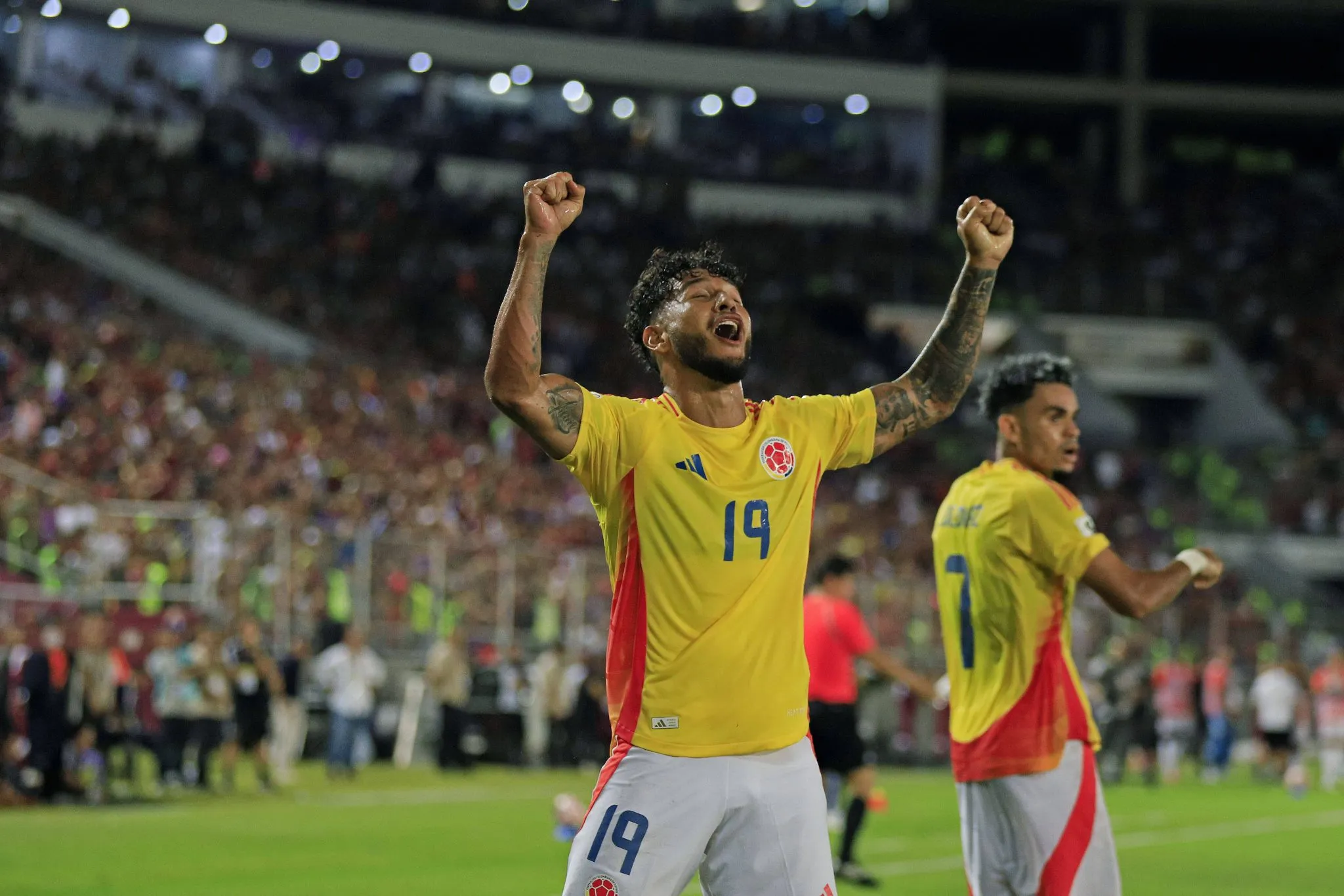 Luis Su&aacute;rez comemora gol pela Col&ocirc;mbia