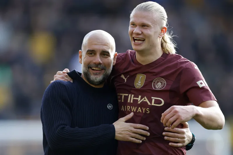 Haaland e Pep Guardiola. Foto: Imago
