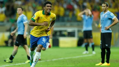 &ldquo;Lampard negro&rdquo; transforma de uma vez Corinthians e Spurs