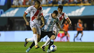 O sonho peruano &eacute; o pesadelo argentino: A Bombonera n&atilde;o bastou, s&oacute; amplificou o drama da Albiceleste