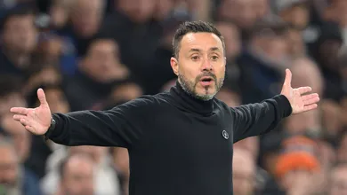 De Zerbi ironiza vis&atilde;o sobre refor&ccedil;o do Tottenham: &lsquo;Era desastroso e agora j&aacute; &eacute; como Modric&rsquo;