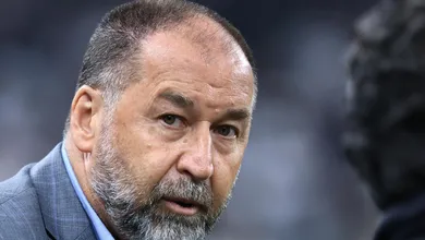 Corinthians: Advogado admite que pode melar reuni&atilde;o para definir impeachment de Augusto Melo