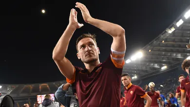 Totti: &ldquo;Para mim, a paix&atilde;o da Roma era mais importante que ganhar t&iacute;tulos em qualquer lugar&rdquo;